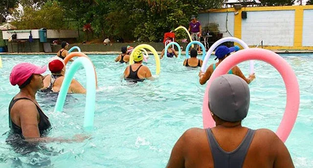 Registro fotográfico publicado junto à matéria: Vila Olímpica de Mesquita — pista de atletismo e conjunto esportivo municipal.